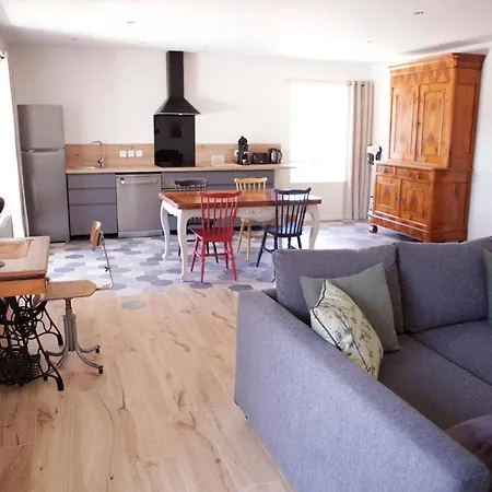 Апартаменты Le Petit Lore *